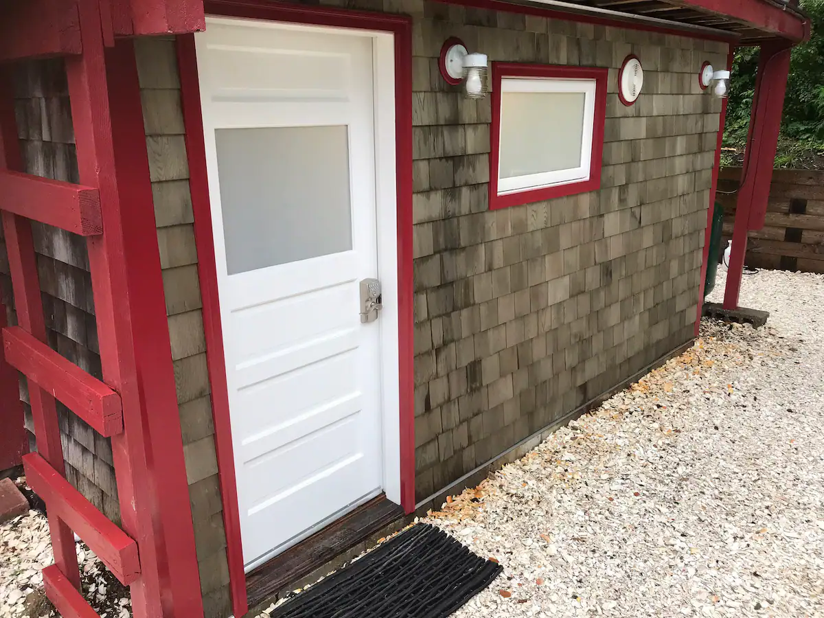 5feeeadc 8fc6 42bf 973a 47cadf150c04